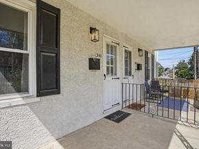 241 Fairview Road, Crum Lynne PA 19022
