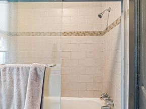 4123 Woodland Avenue, Philadelphia PA 19104