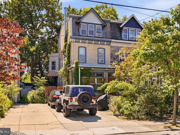 465 Green Lane, Philadelphia PA 19128
