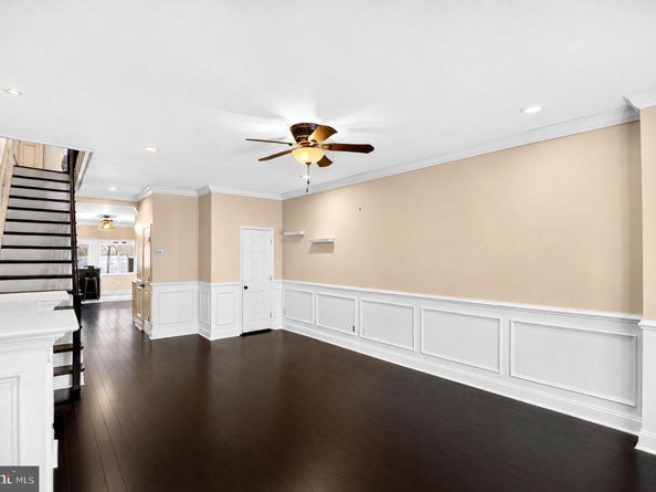 1916 S Front Street, Philadelphia PA 19148