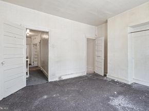 822 E Woodlawn Street, Philadelphia PA 19138