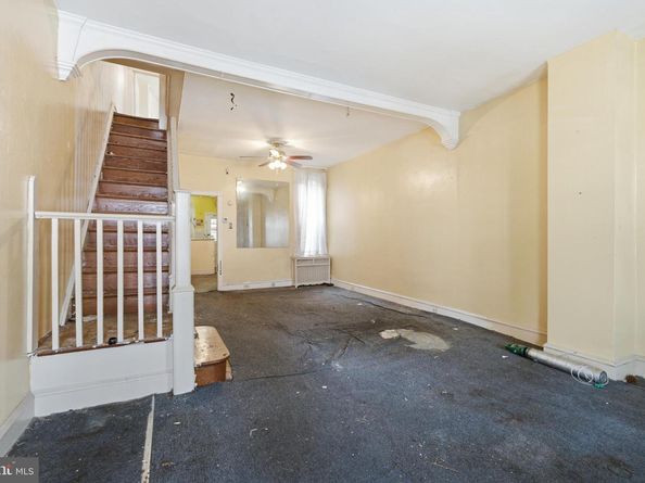 822 E Woodlawn Street, Philadelphia PA 19138