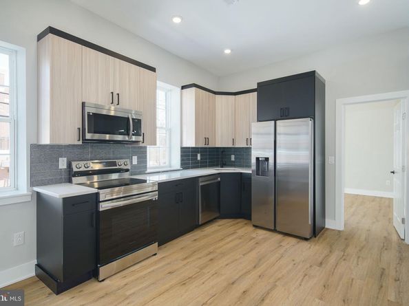 2701 W Glenwood Avenue, Philadelphia PA 19121