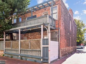 2143 Newport Place NW, Washington DC 20037