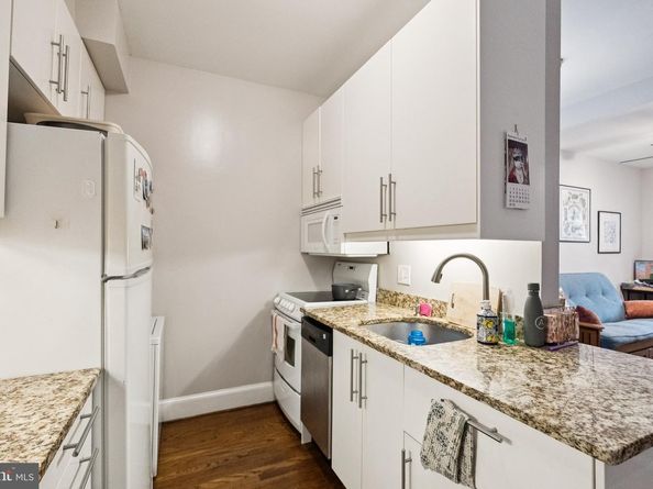 2143 Newport Place NW, Washington DC 20037