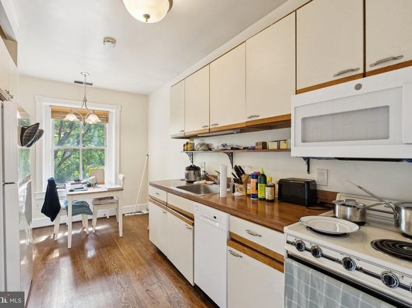 2143 Newport Place NW, Washington DC 20037
