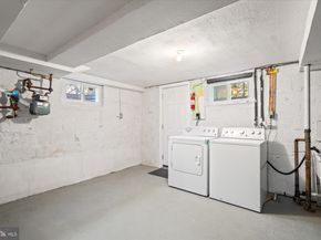 1611 13TH Street S, Arlington VA 22204