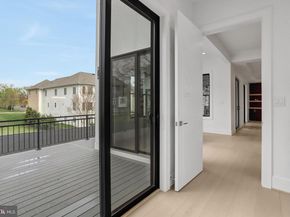 6820 Broyhill Street, Mclean VA 22101
