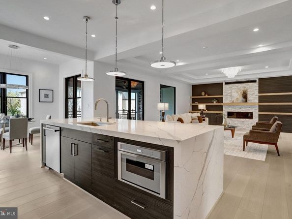 6820 Broyhill Street, Mclean VA 22101