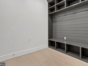6820 Broyhill Street, Mclean VA 22101
