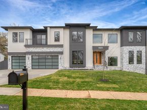 6820 Broyhill Street, Mclean VA 22101