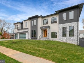 6820 Broyhill Street, Mclean VA 22101