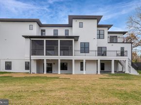 6820 Broyhill Street, Mclean VA 22101