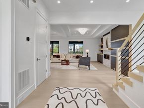 6820 Broyhill Street, Mclean VA 22101