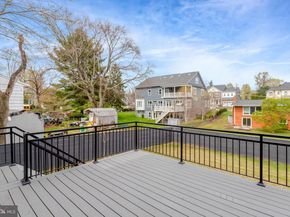 6820 Broyhill Street, Mclean VA 22101