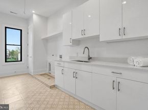 6820 Broyhill Street, Mclean VA 22101