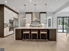 6820 Broyhill Street, Mclean VA 22101