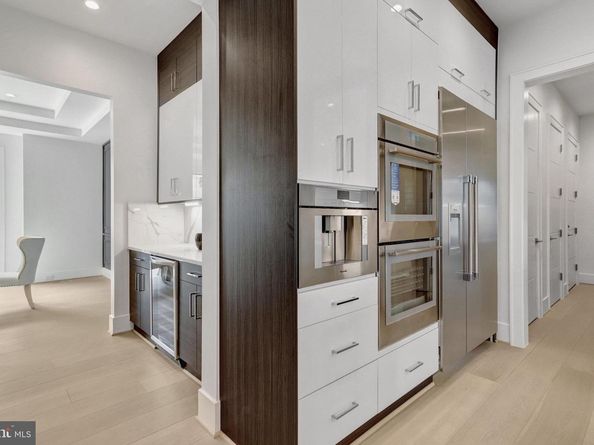 6820 Broyhill Street, Mclean VA 22101
