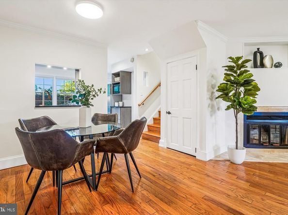 421 S Columbus Street S 421, Alexandria VA 22314