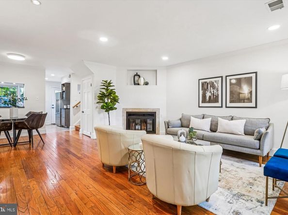 421 S Columbus Street S 421, Alexandria VA 22314