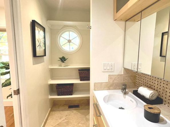 421 S Columbus Street S 421, Alexandria VA 22314