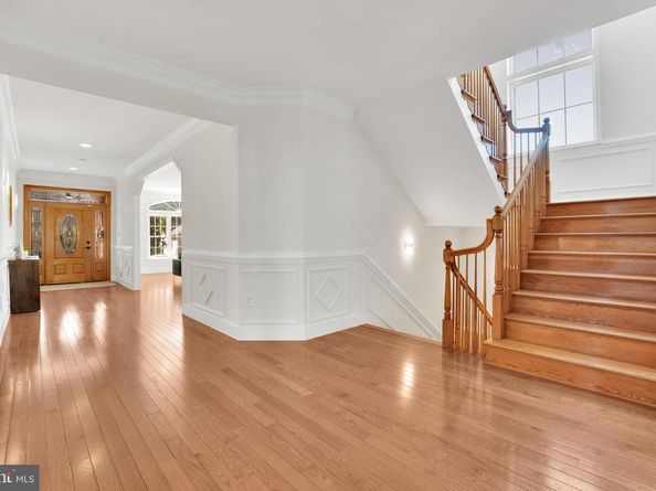 1615 S Oakland Street, Arlington VA 22204