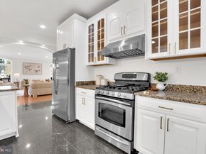1615 S Oakland Street, Arlington VA 22204