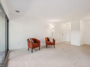 563 Florida Avenue 102, Herndon VA 20170