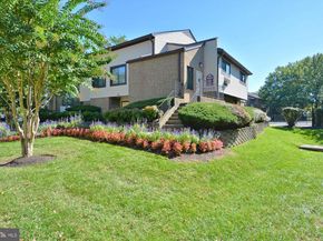 563 Florida Avenue 102, Herndon VA 20170