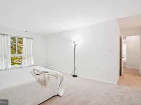 563 Florida Avenue 102, Herndon VA 20170