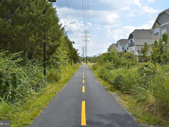 563 Florida Avenue 102, Herndon VA 20170