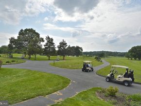 563 Florida Avenue 102, Herndon VA 20170