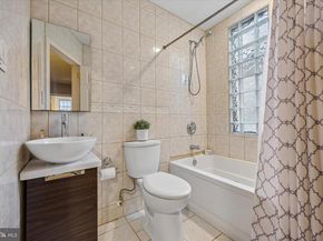 4148 Manayunk Avenue, Philadelphia PA 19128