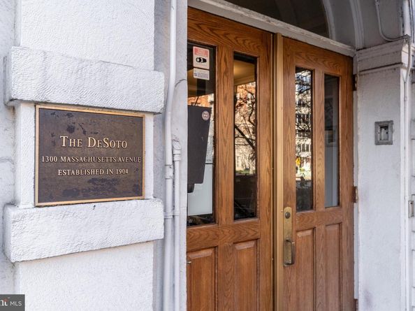 1300 Massachusetts Avenue NW 302, Washington DC 20005