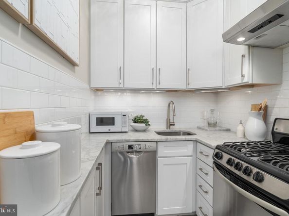 1300 Massachusetts Avenue NW 302, Washington DC 20005