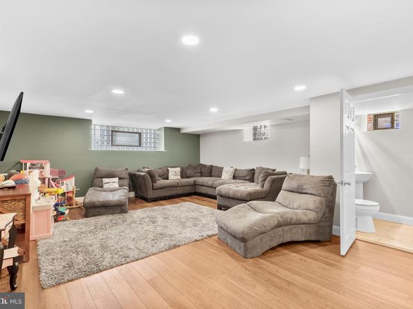 7716 Whitaker Avenue, Philadelphia PA 19111