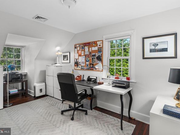 216 Laurel Lane, Haverford PA 19041