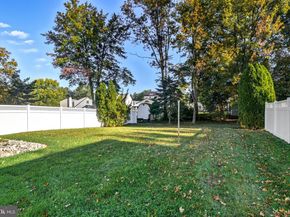 6 Pheasant Run, Horsham PA 19044