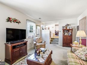 6 Pheasant Run, Horsham PA 19044