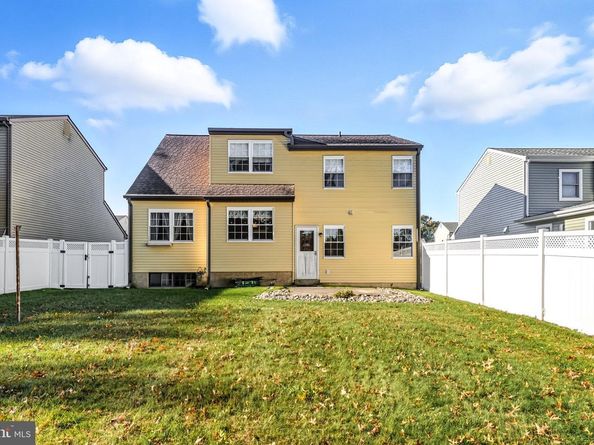 6 Pheasant Run, Horsham PA 19044