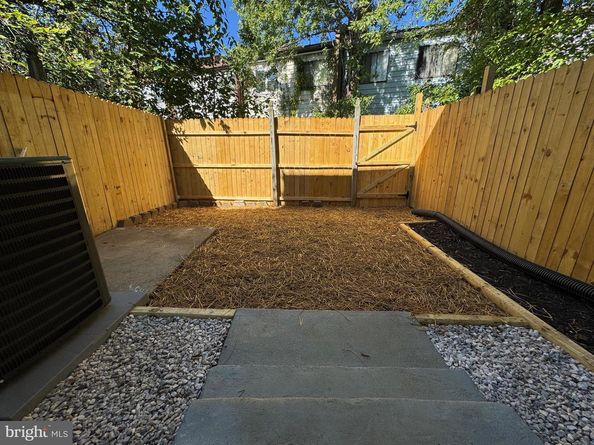 1202 Barnaby Terrace SE, Washington DC 20032