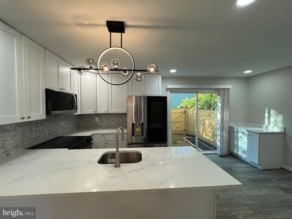 1202 Barnaby Terrace SE, Washington DC 20032