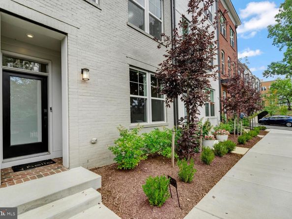 406 Brookland Grove Drive NE, Washington DC 20017