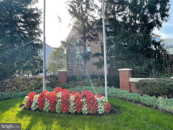 12968 Wood Crescent Circle, Herndon VA 20171