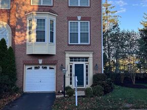 12968 Wood Crescent Circle, Herndon VA 20171