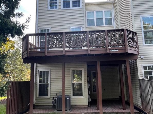 12968 Wood Crescent Circle, Herndon VA 20171