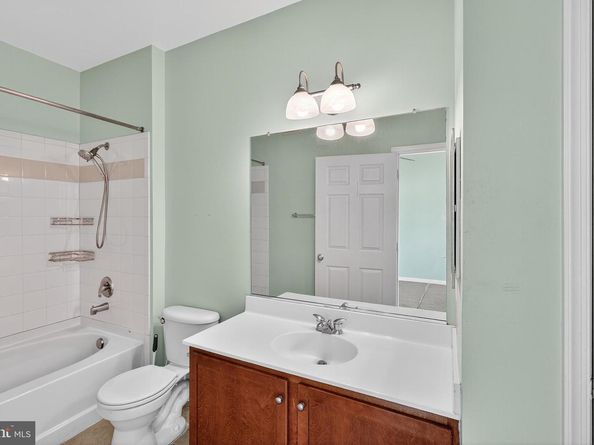 4854 Eisenhower Avenue 447, Alexandria VA 22304