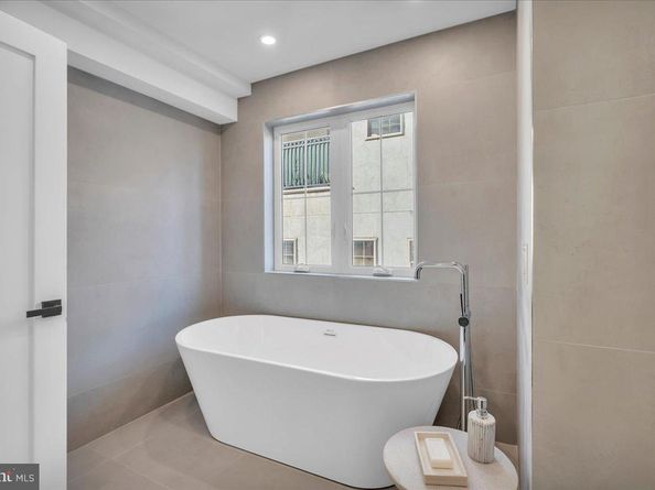 1146 N Galloway Street, Philadelphia PA 19123