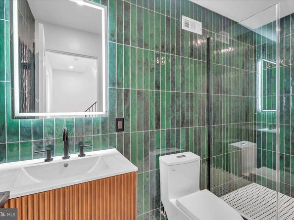 1146 N Galloway Street, Philadelphia PA 19123