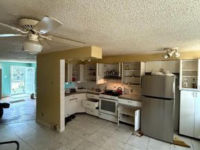 7650 Sherwood Road, Philadelphia PA 19151